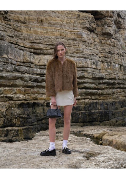 Astarlı ve Kancalı Şık Kürk Mont indirimleri