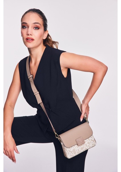 CN6555T Kadın Çapraz Çanta Taş