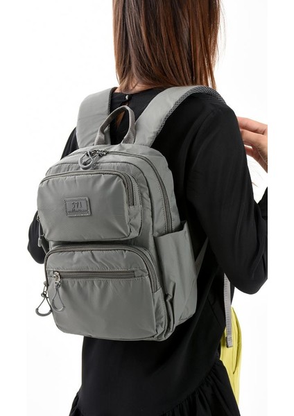 Unisex Sırt Çantası Paraşüt Kumaş Hafif Çok Cepli Yağmur Itici Kumaş 34*24 cm 571 Collection