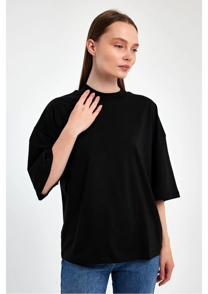 Kadın Yarım Balıkçı Yaka Kısa Kol T-Shirt indirimleri