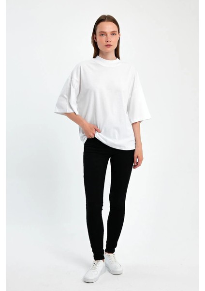 Kadın Yarım Balıkçı Yaka Kısa Kol T-Shirt indirimleri