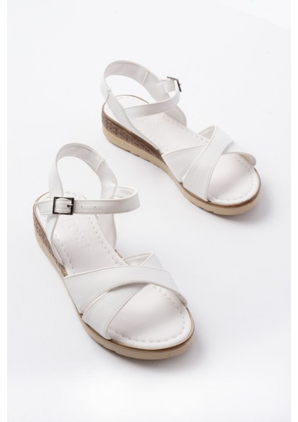 Bayan Sandalet 692-564 Beyaz Ortopedik Taban Çapraz Tokalı Kadın Sandalet indirimleri