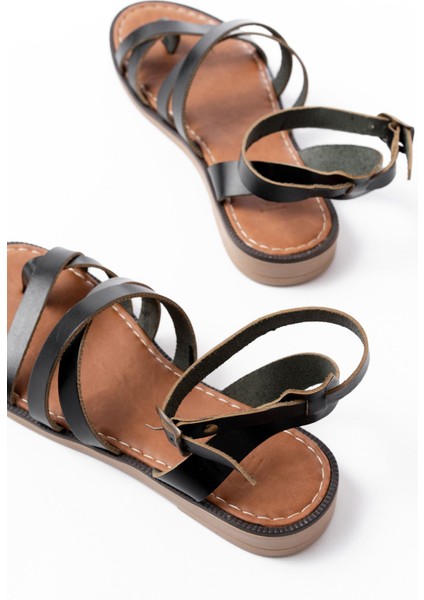 Bayan Sandalet 205-209 Siyah Hakiki Deri Tokalı Parmak Arası Kadın Sandalet modelleri