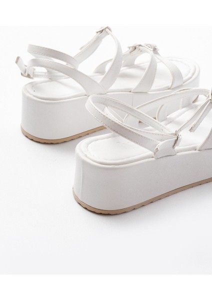 Bayan Sandalet 861-1222 Beyaz Tokalı Bilekten Bağlamalı Dolgu Kadın Sandalet indirimleri