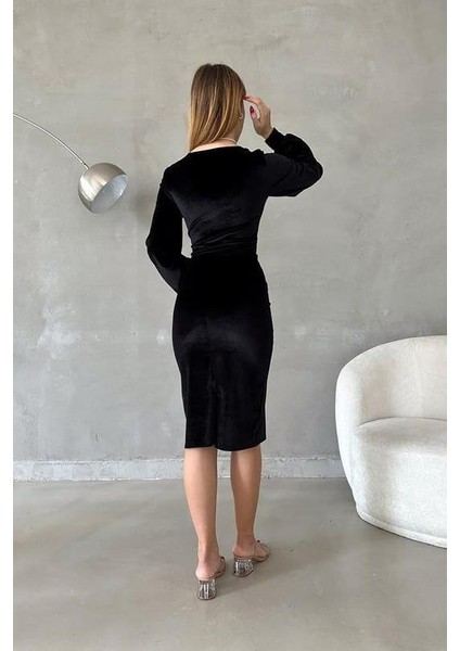 Runiquehome Kadın Kadife Kumaş Kruvaze Yaka Balon Kol ve Yırtmaç Detaylı Midi Boy Elbise fiyatları