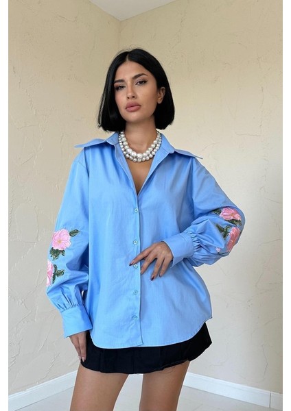 Runiquehome Mavi Kollarında Gül Nakışlı Gömlek modelleri
