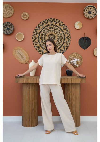 Runiquehome Bej T-Shirt ve Pantolon Takım indirimleri