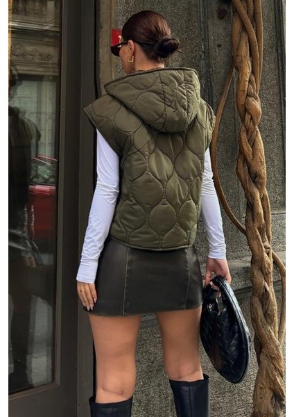 Runiquehome Sveta Kapitone Şişme Yelek 5144-08