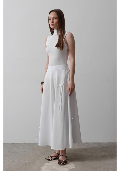 Runiquehome Fiyonk Kloş Etek - Beyaz fiyatları