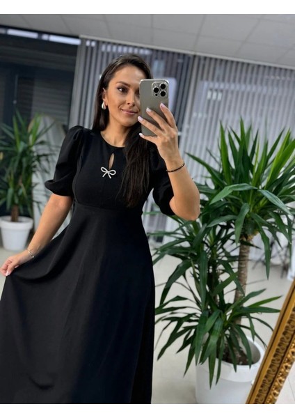 Runiquehome Kadın Kısa Kollu Bisiklet Yaka Fiyonk Broşlu Midi Janjan Krep Elbise modelleri