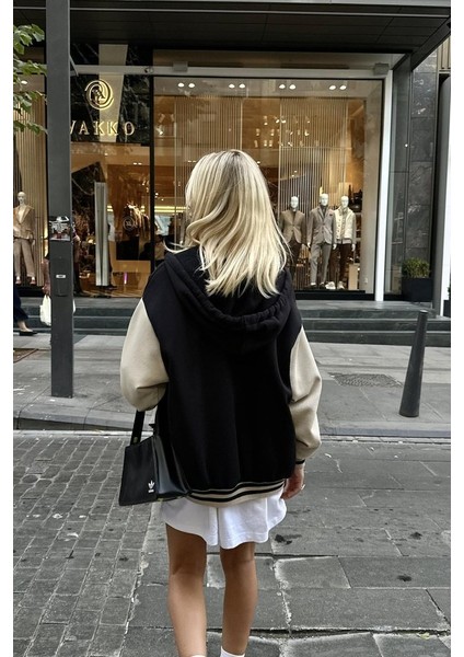 Runiquehome Siyah Kapüşonlu Kolej Mont fırsatları