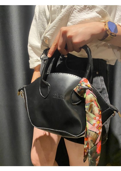 Zara Model Siyah Deri Çanta fiyatları