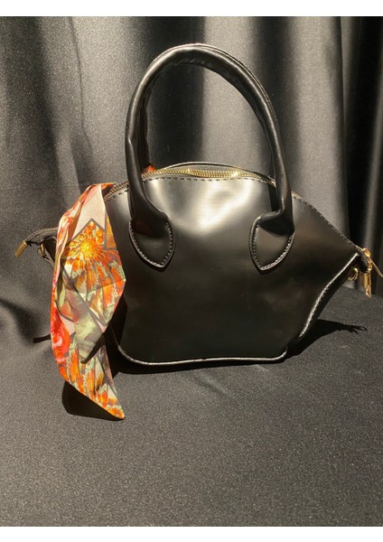 Zara Model Siyah Deri Çanta fırsatları