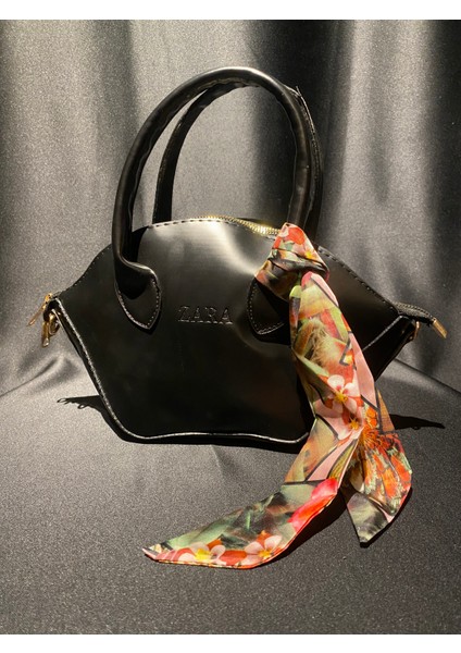 Zara Model Siyah Deri Çanta indirimleri