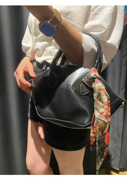 Zara Model Siyah Deri Çanta