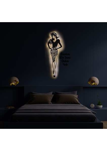 LED Işıklı Kişiselleştirilebilir Kadın Temalı Tablo Almira Dekoratif Gece Lambası fırsatları