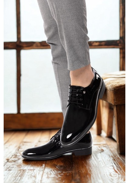 Klasik Parlak Rugan Ayakkabı Kaymaz Taban fiyatları