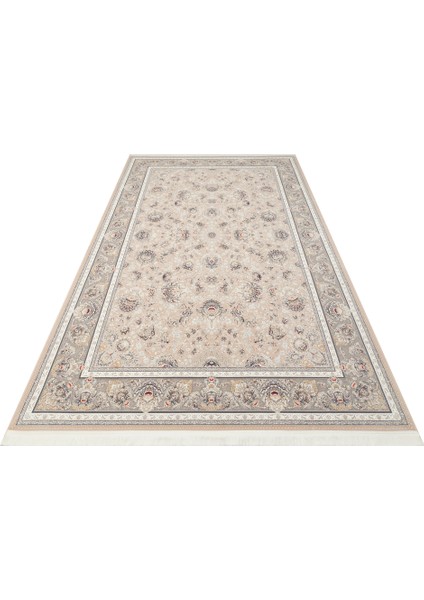 Persian Per 02 Beige Klasik Desenlere Sahip Yüksek Dokuma Sıklığı ile Üretilen 120 Tarak Ipek Halı