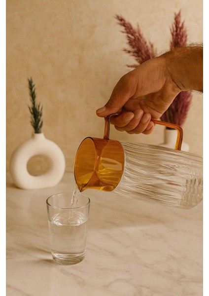 Borosilikat Cam Lina Sürahi Amber 1600 ml fiyatları