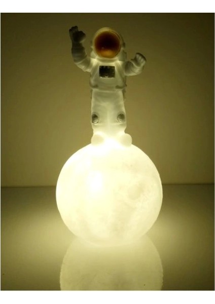 Astronot Şekilli Gece ve Masa Lambası fiyatları