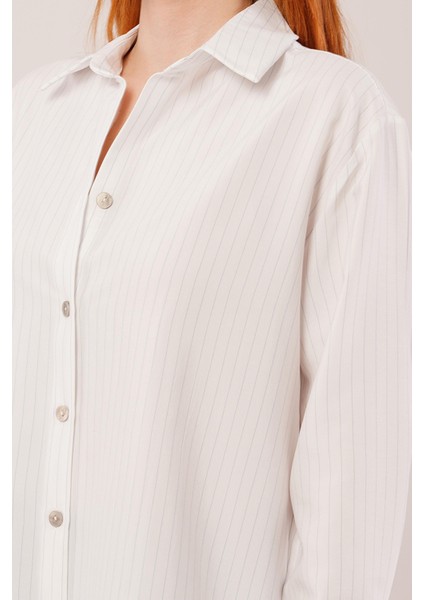 Runiquehome Ince Çizgi Detaylı Beyaz Gömlek