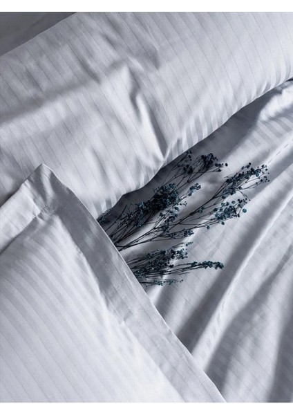 Stripe Elegant Gri Çift Kişilik Saten Nevresim Takımı fiyatları