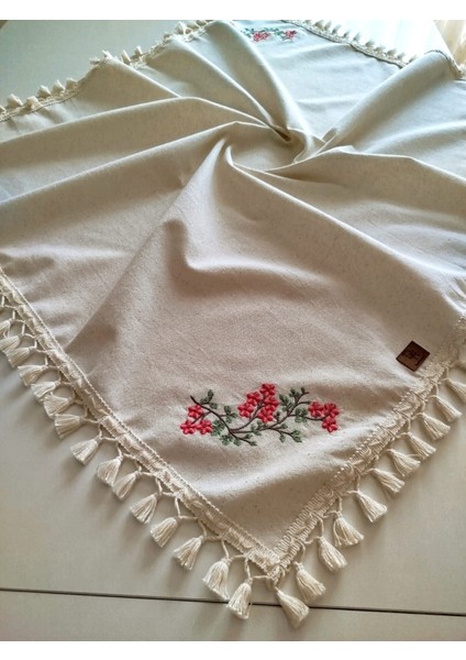 Yumuşak Organik Otantik Çift Taraflı Nakış Işlemeli 95X95 cm Saçaklı Keten Masa Örtüsü fiyatları