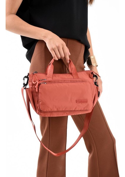 Kadın Postacı Çanta Paraşüt Kumaş Çapraz Askılı Elde Tutmalı Omuz Çantası 21*17 cm Su Itici Kumaş