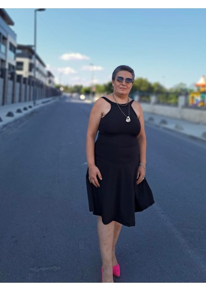 Halter Yaka Kloş Elbise modelleri