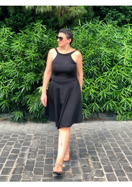 Halter Yaka Kloş Elbise fırsatları