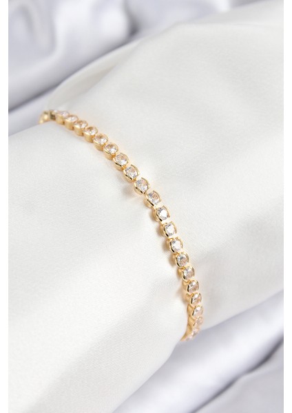 Pirinç Zirkon Taşlı Sıralı Model Gold Renk Asansörlü Kadın Bileklik