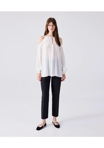 Işlemeli Cutout Bluz MW6240006005096 modelleri