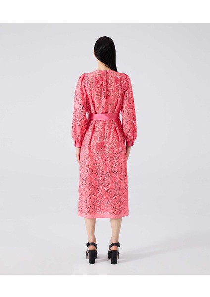 Payet Işlemeli Kuşaklı Elbise MW6240002040108 fırsatları