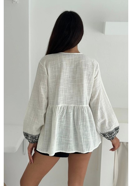 Etnik Desenli Bağlamalı Bluz Siyah indirimleri