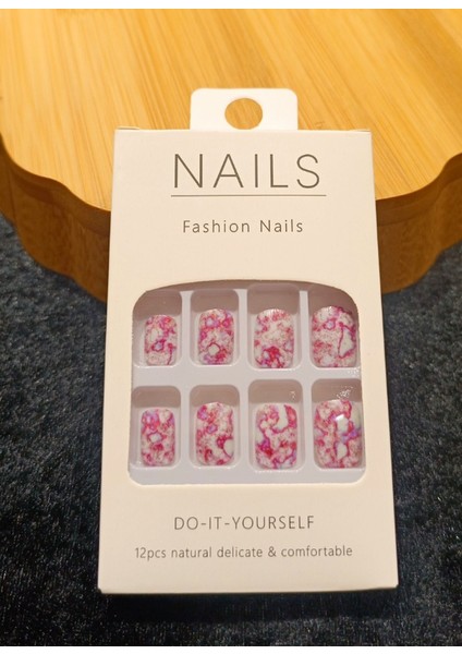 Lüks Figürlü Takma Tırnak