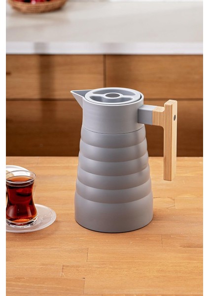 Emboss 1.5 Litre Termos Gri