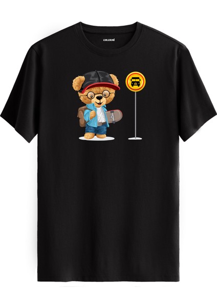 Otobüs Durağında Ayıcık Baskılı Uniseks Tişört - %100 Pamuk Premium Kumaş Regular Tasarım T-Shirt