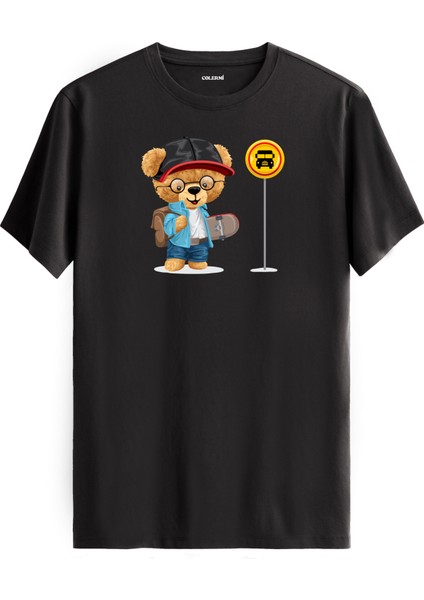 Otobüs Durağında Ayıcık Baskılı Uniseks Tişört - %100 Pamuk Premium Kumaş Regular Tasarım T-Shirt