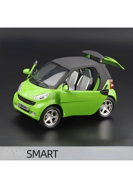 1:32 Mercedes-Benz Akıllı Minyatürler Alaşım Pres Döküm Model Araba Modeli Ses Işığı Oyuncaklar Çocuklar Için Sevimli ve Kompakt Yılbaşı Hediyeleri E11 (Yurt Dışından)