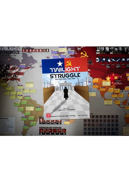 Twilight Struggle Deluxe (Ingilizce) modelleri