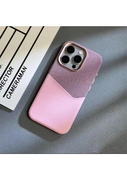 iPhone 16 Pro Max Uyumlu Kumaş ve Deri Karışımı Kartlıklı Metal Kamera Detaylı Sahra Kılıf fiyatları
