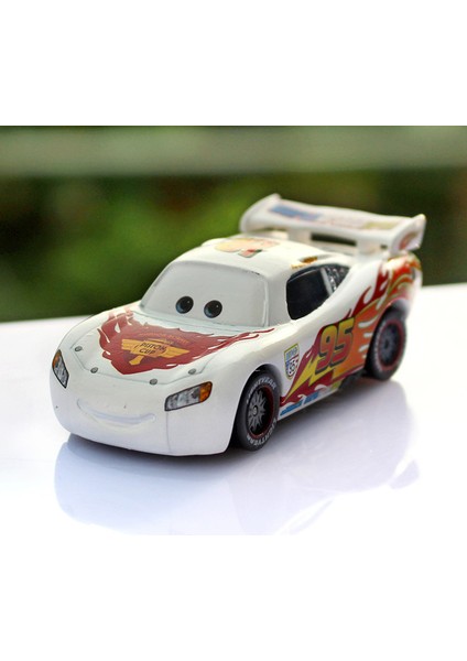 Disney Pixar Arabalar 3 Yıldırım Mcqueen Çocuk Oyuncak Arabalar Jackson Fırtına Kral Mater 1:55 Döküm Metal Alaşım Model Araba Çocuk Hediye (Yurt Dışından)