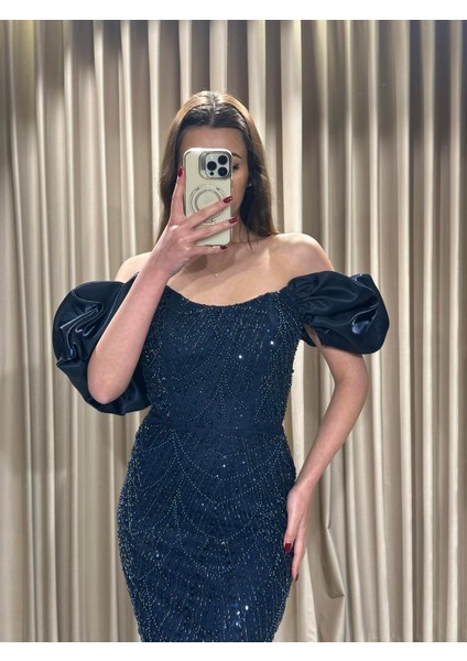 Siyah Kayık Yaka Boncuk Işlemeli Balık Model Abiye Elbise 5417