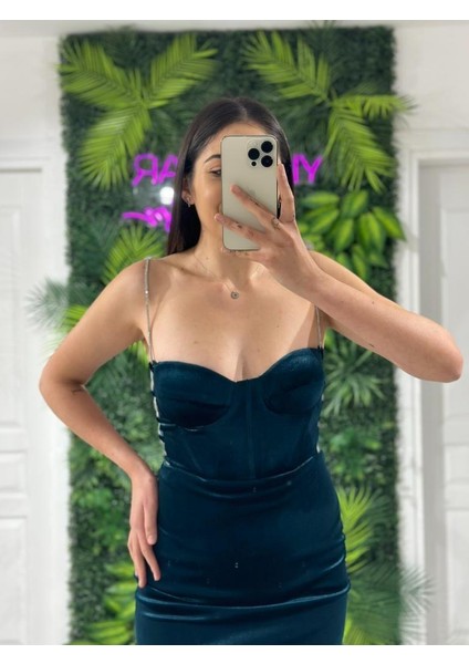 Zümrüt Yeşili Yıldızlar Kadın Taş Askılı Yanları Pencereli Kadife Yeni Sezon Abiye Elbise Gs7350 7350 Boy:110cm