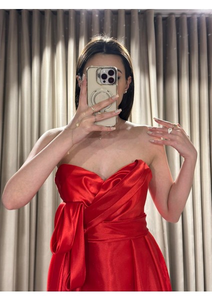 Kırmızı Straptez Eteği Kiloş Cep Detaylı Saten Abiye Elbise EN5207 5207