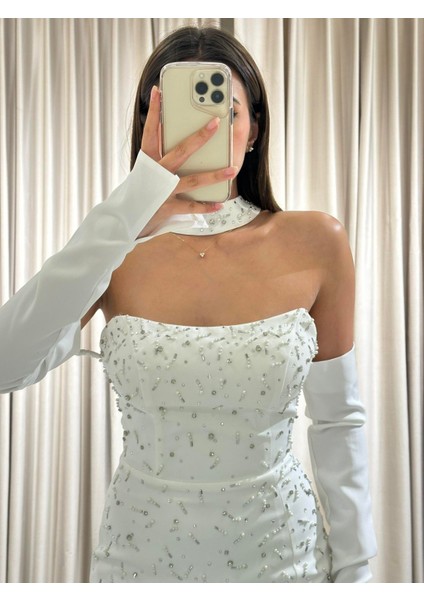 Beyaz Taş Işlemeli Balık Model Eldivenli Abiye 5165 modelleri