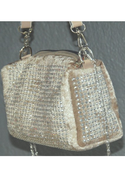 Yeni Sezon Taşlı Şık Çanta fiyatları