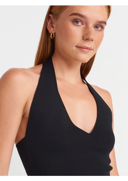 10794 Halter V Yaka Basıc Bluz-Siyah modelleri