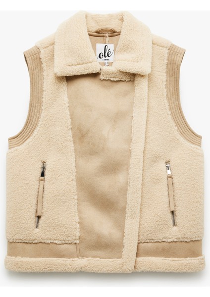 Suni Süet Detaylı Kolsuz Fermuarlı Cepli Peluş Yelek modelleri