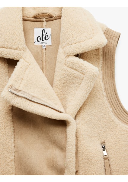 Suni Süet Detaylı Kolsuz Fermuarlı Cepli Peluş Yelek